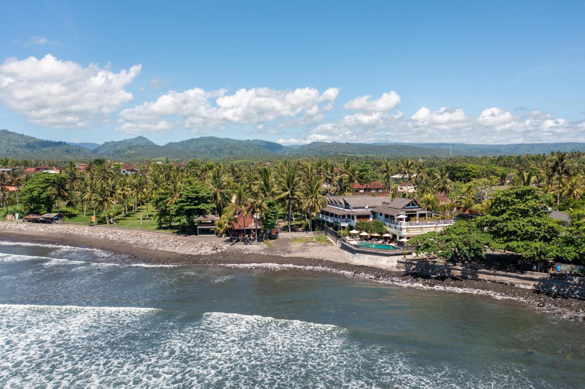 Bombora Medewi Hotel Pulukan Exterior foto